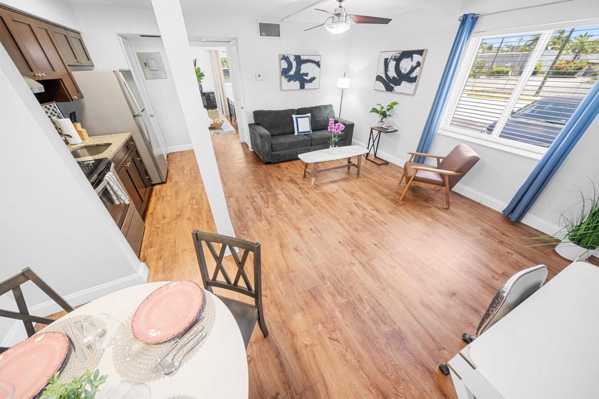 The Victor Apartments By Lowkl Fort Lauderdale Room photo
